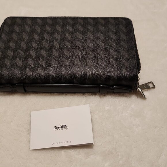 Authentic Coach Unisex Wallet 29275 - Picture 1 of 3